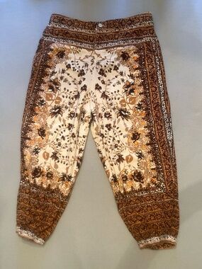 NWT Anthropologie Scarf/Carre Print Joggers (TAN)